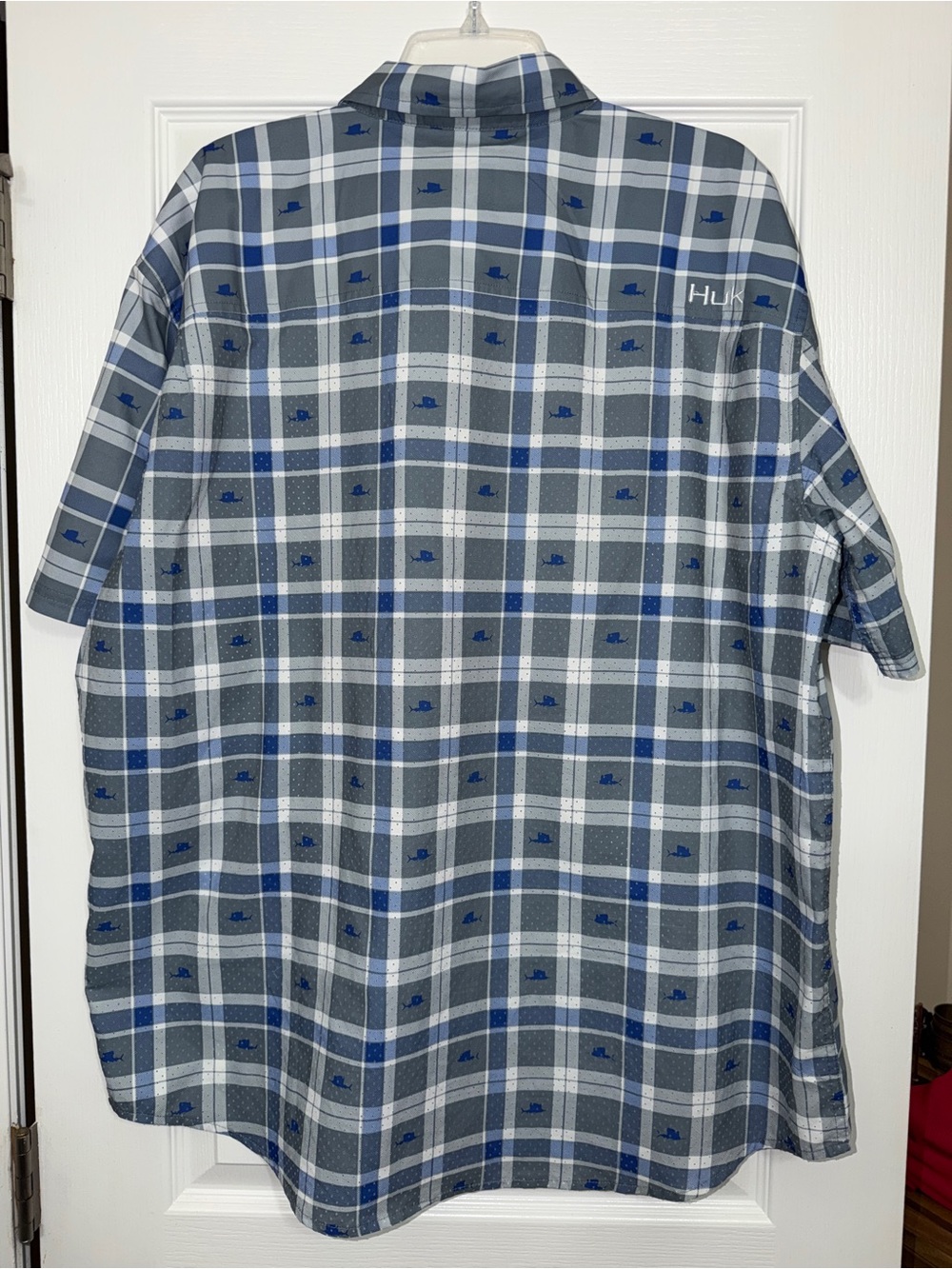 Huk Tide Point Fish Plaid Short Sleeve Shirt - Picture 3 of 4